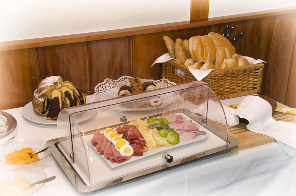 Gaestehaus Cafe Andrea Köflach Εξωτερικό φωτογραφία