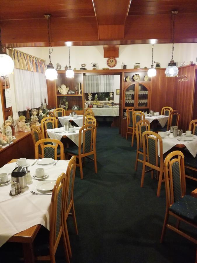 Gaestehaus Cafe Andrea Köflach Εξωτερικό φωτογραφία